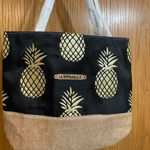 Tote bag
